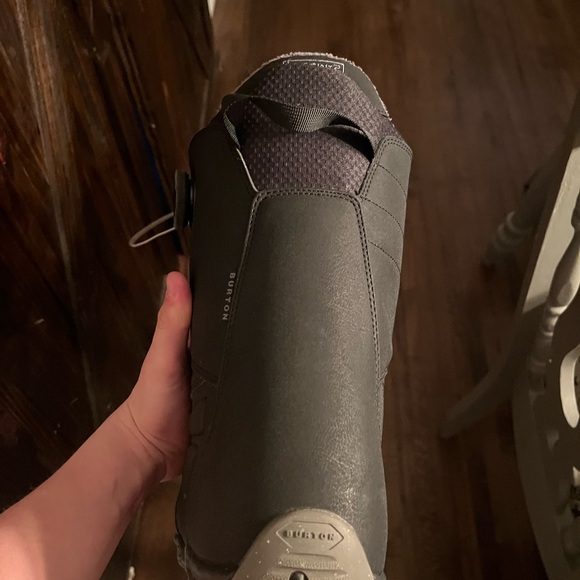 Burton Black Snowboard Boots - Picture 9 of 11